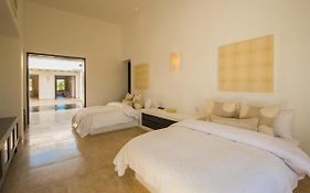 Casa Yvonne Cabo